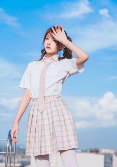 欧美破苞流血视频_BD国语全集免费观看